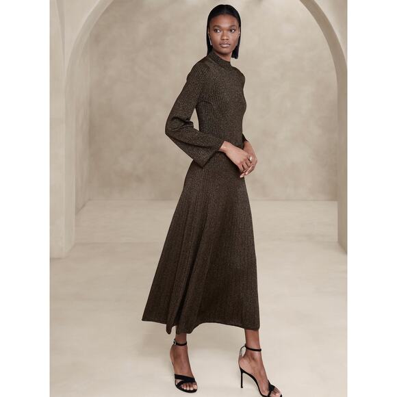 Banana Republic Lena Metallic Mock-Neck Sweater - M - Picture 3 of 3